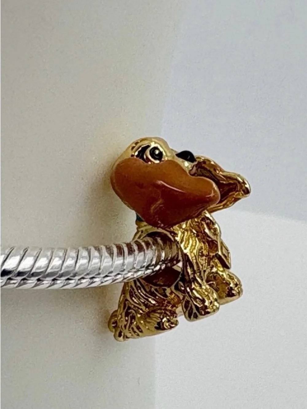 N/A gold tone